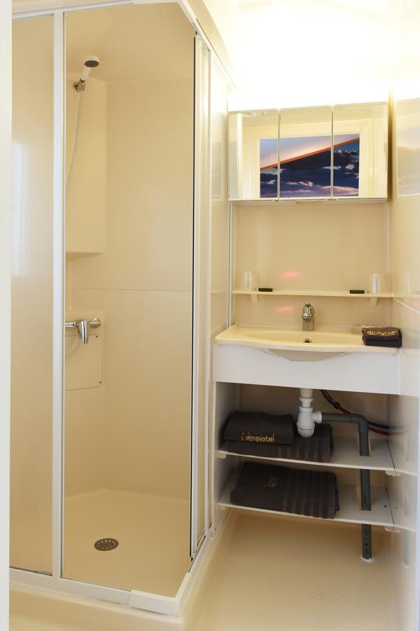 Campiotel Formule Hotel อาร์-ซอง-เร ภายนอก รูปภาพ
